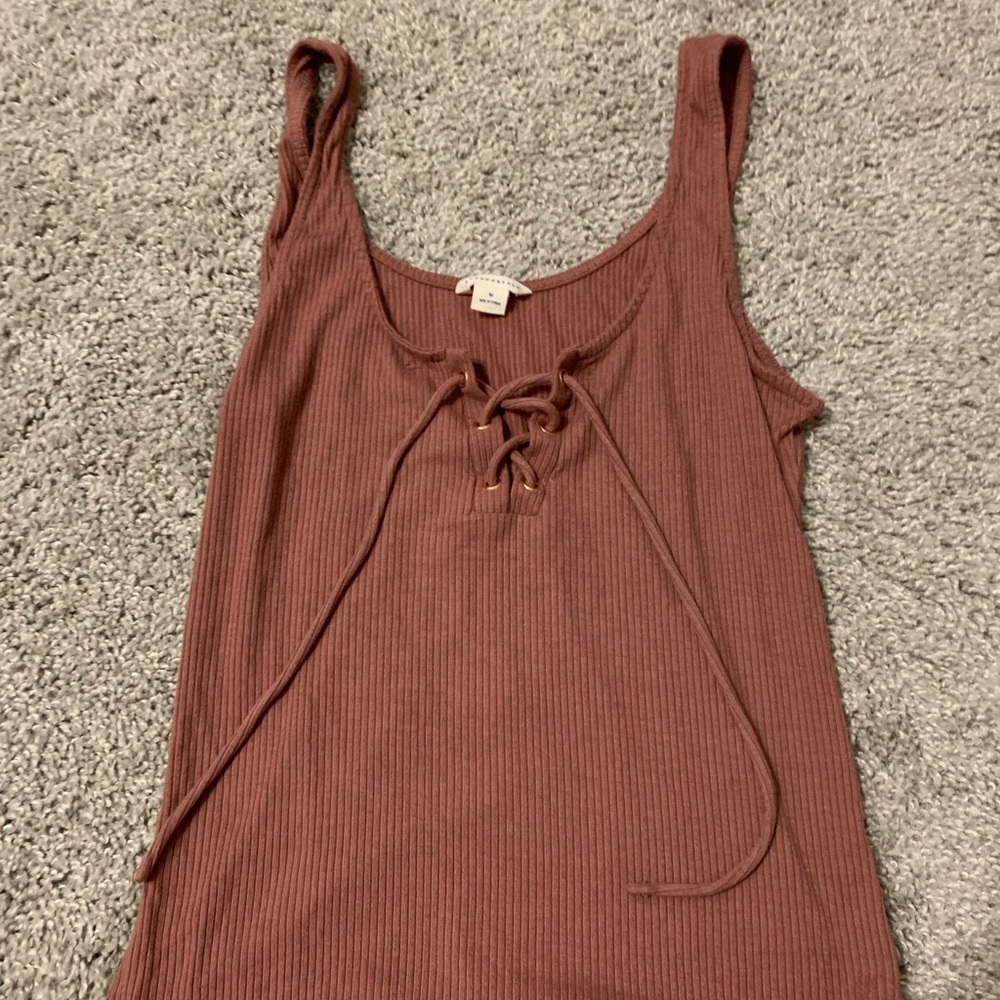 Aero tank top tie